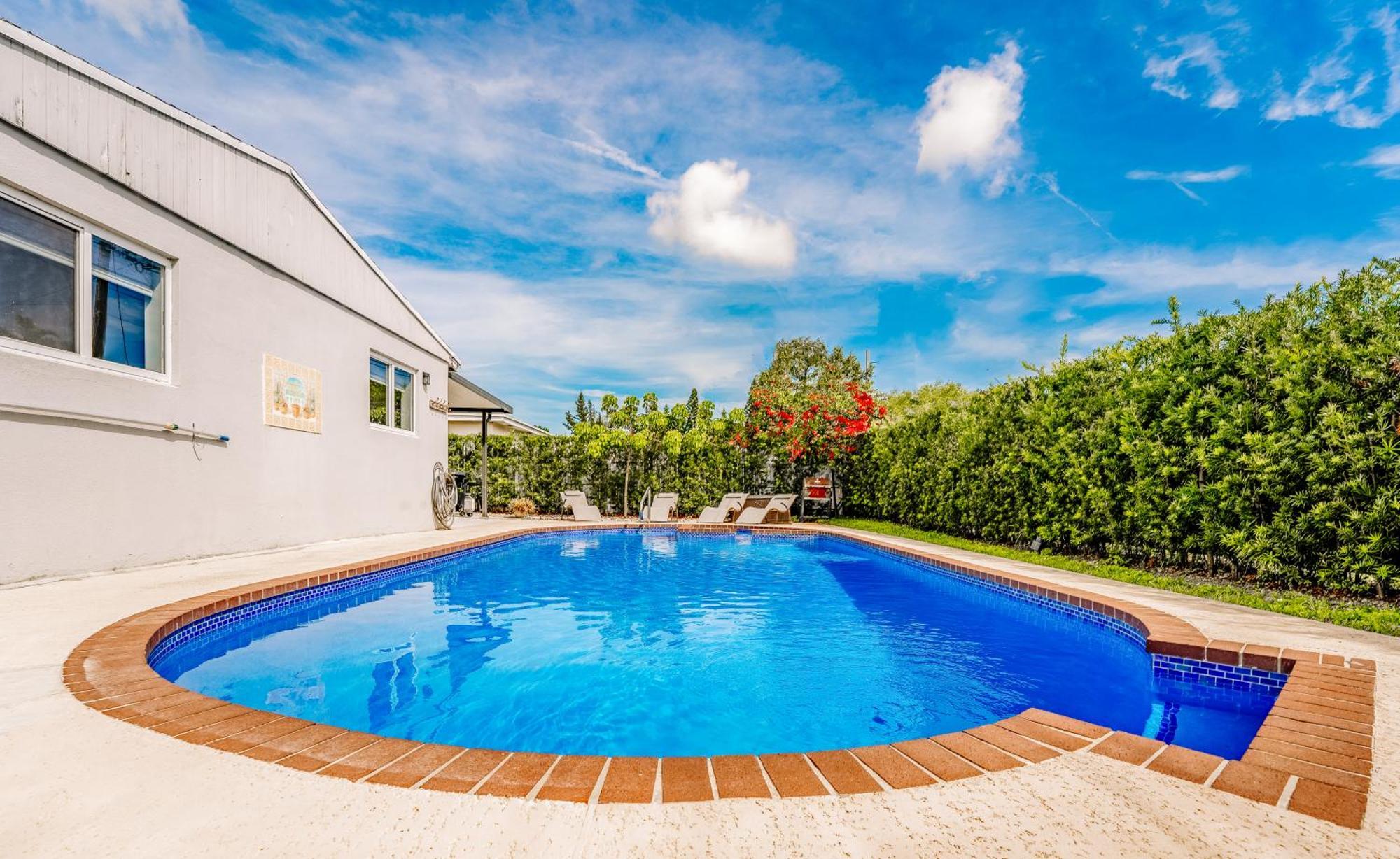 פורט לודרדייל Home With A Pool Close To Beach And Fll Airport Pool Heated October- March מראה חיצוני תמונה